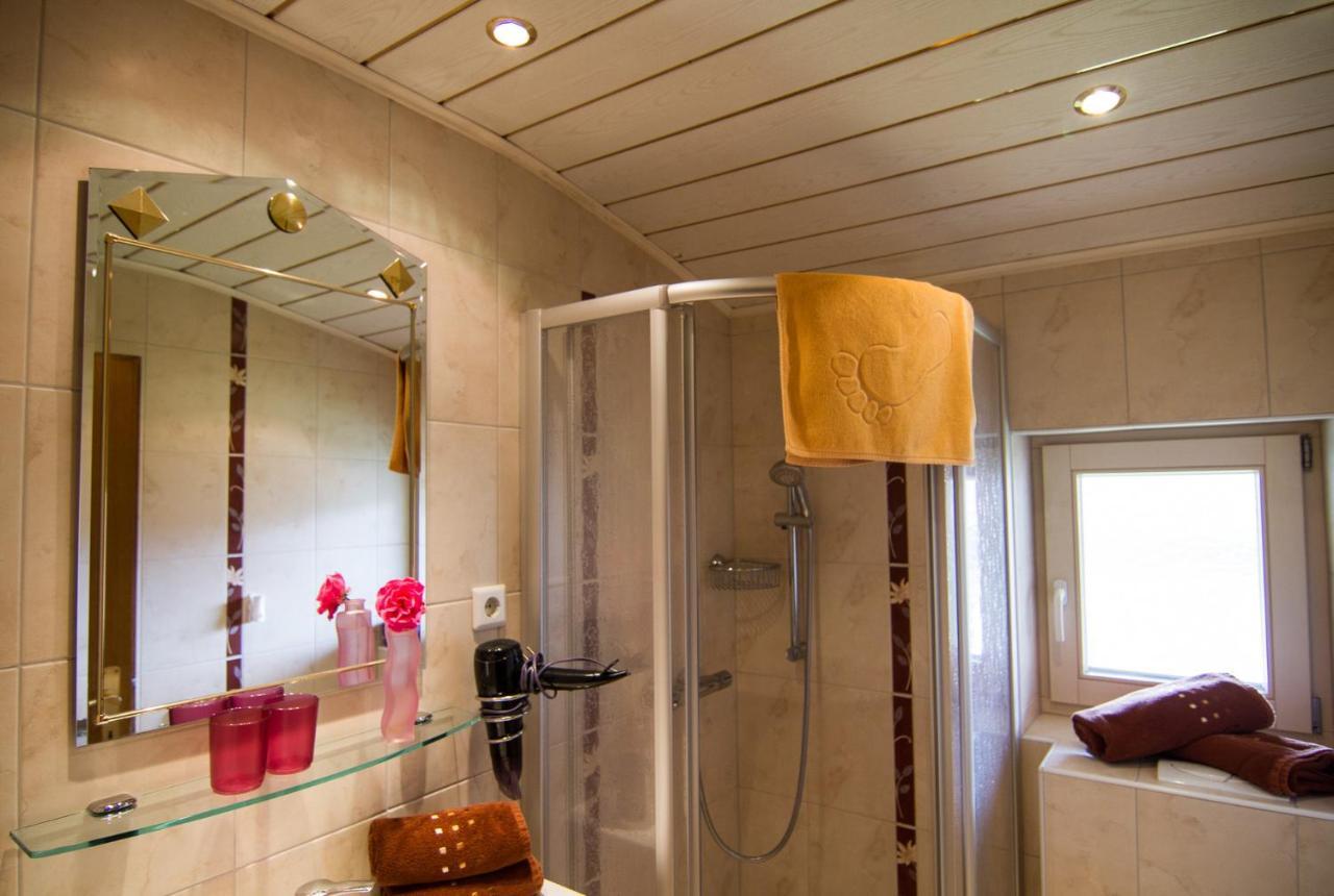 Haus Niederegger Appartement Finkenberg Buitenkant foto